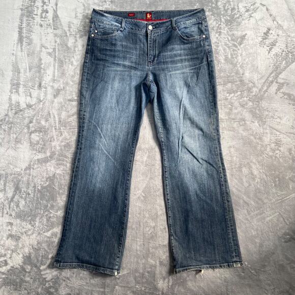 Vintage Sasson Ooh La La Bootcut Jeans Women's Size 18 Blue Denim Embroidered - Picture 1 of 9